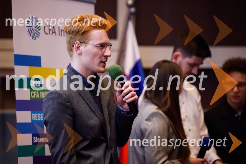  Timotei BedenikCFA Research Challenge Local finals 2022/2023