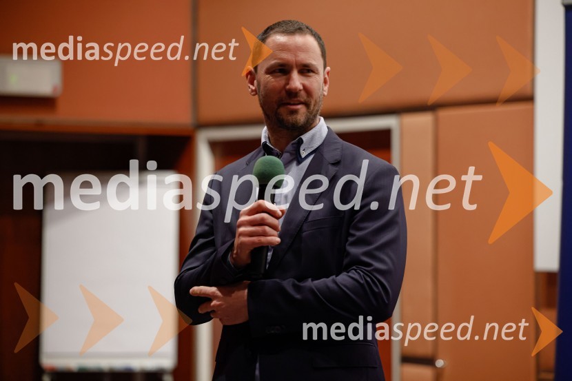 dr. Primož Dolenc, Banka SlovenijeCFA Research Challenge Local finals 2022/2023