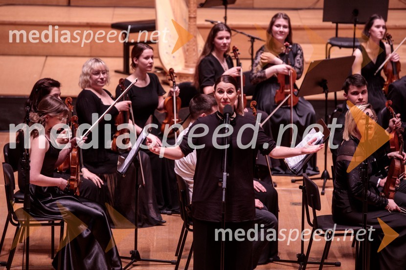  Živa Ploj Peršuh, dirigentkaSlovenski mladinski orkester, 6. zimski festival 2023