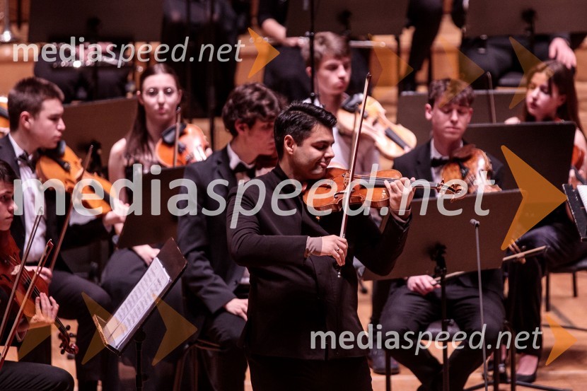  Robert Lakatoš, violinaSlovenski mladinski orkester, 6. zimski festival 2023