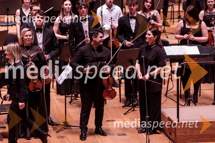  Robert Lakatoš, violina;  Živa Ploj Peršuh, dirigentkaSlovenski mladinski orkester, 6. zimski festival 2023