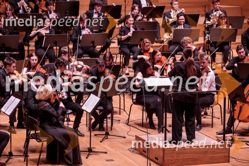  Živa Ploj Peršuh, dirigentkaSlovenski mladinski orkester, 6. zimski festival 2023