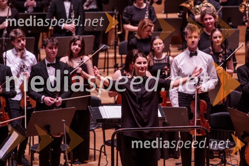  Živa Ploj Peršuh, dirigentkaSlovenski mladinski orkester, 6. zimski festival 2023