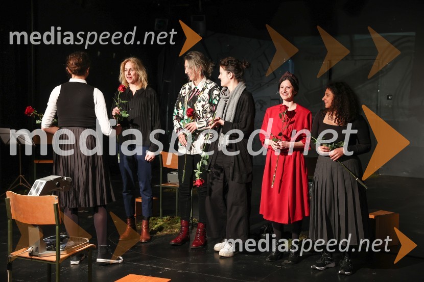  ... ;  Barbara  Kapelj Osredkar;  Tijana Todorović, igralka;  Tjaša Črnigoj, režiserka;  Tea Vidmar, igralka;  Lina Akif, igralkaSpolna vzgoja II: Zmožnost, premiera, Nova Pošta, SMG Ljubljana