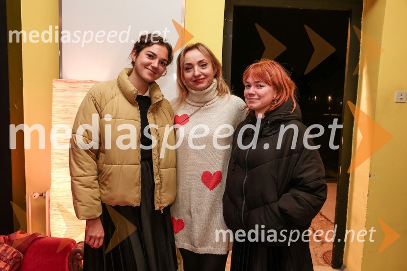  ... ;  Tina Dobnik, producentka MASKA;  ... Spolna vzgoja II: Zmožnost, premiera, Nova Pošta, SMG Ljubljana