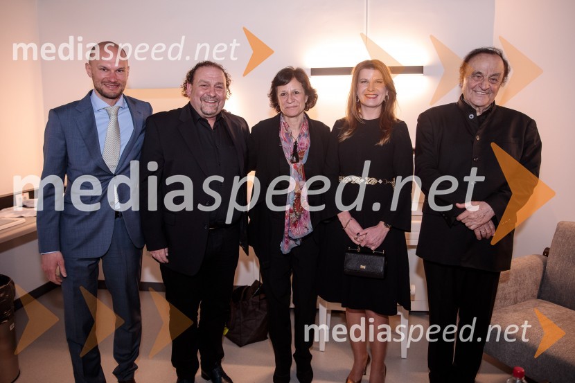  Martynas Kėvišas;  Darko  Brlek, direktor in umetniški vodja, Festival Ljubljana;  ... ;  Janja Lamberger;  Charles Dutoit, dirigentH. Berlioz: Rekviem, 6. Zimski festival 2023