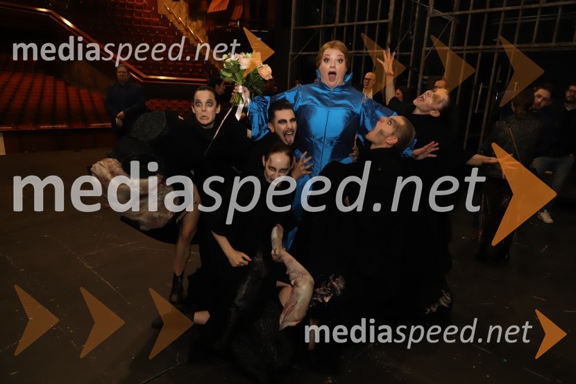  Rebeka Lokar, operna pevkaDon Carlo, premiera opere v SNG Maribor