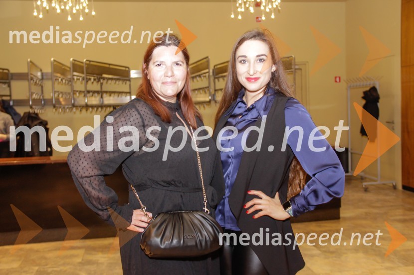  Teja Pelko, novinarka, Svet24;  Gaja Višnar, igralkaNora, premiera v MGL Ljubljana
