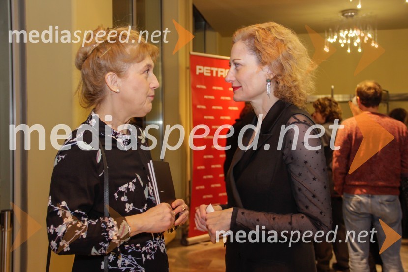  Barbara Hieng Samobor, direktorica in umetniška vodja MGL;  Hermina Kovačič, strokovnjakinja za komuniciranjeNora, premiera v MGL Ljubljana