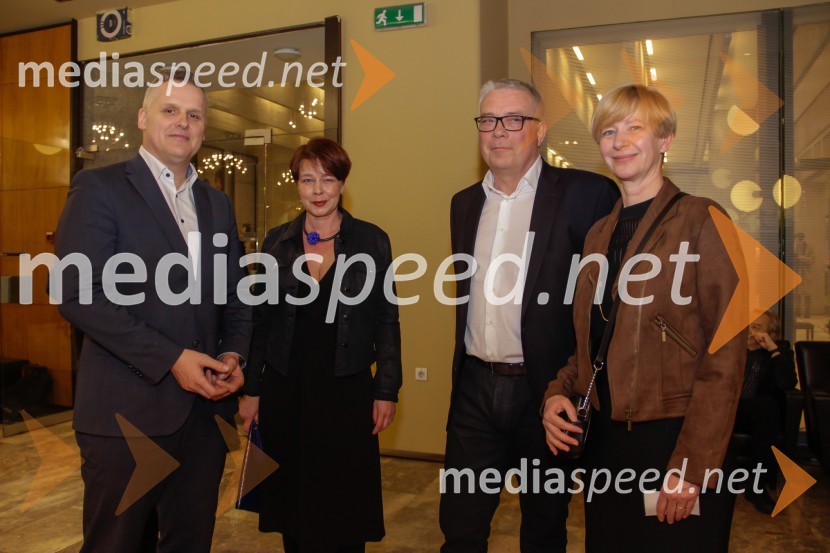  Jani Sever, filmski producent;  Kristina Sever, vodja kabineta, Ministrstvo za infrastrukturo;  ... ;  ... Nora, premiera v MGL Ljubljana