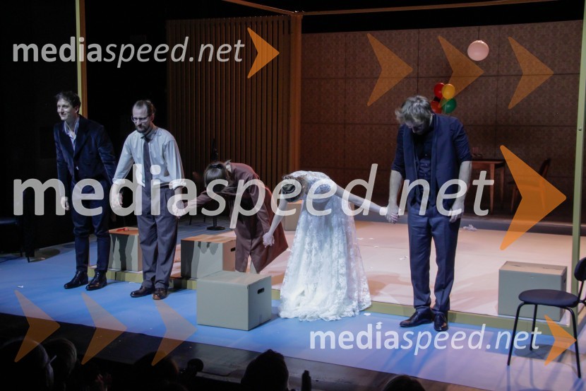  Jurij Drevenšek, igralec;  Jernej Gašperin, igralec;  Nina Rakovec, igralka, pevka;  Ajda Smrekar, igralka;  Matej Puc, igralecNora, premiera v MGL Ljubljana