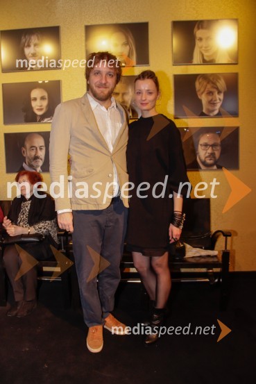  Matej   Puc, igralec;  Ajda Smrekar, igralkaNora, premiera v MGL Ljubljana