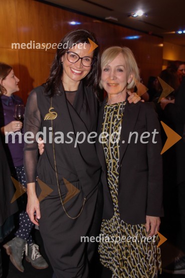  Simona  Belle, služba za stike z javnostmi MGL;  ... Nora, premiera v MGL Ljubljana