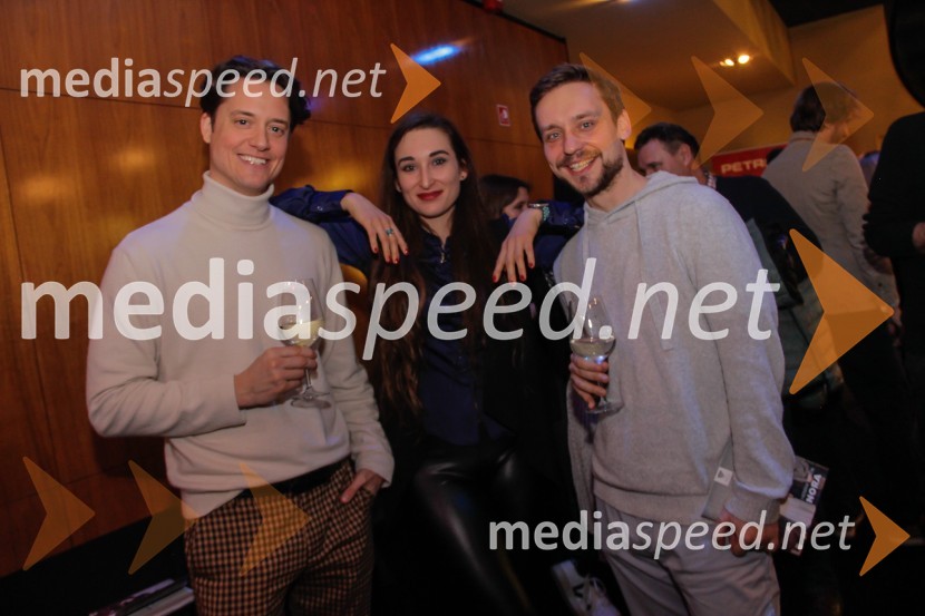  Domen Valič, igralec;  Gaja Višnar, igralka;  Nejc Jezernik, igralecNora, premiera v MGL Ljubljana