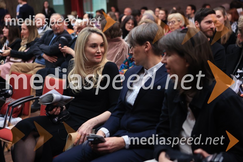  Maja Čander, direktorica, zavod Kreativna baza;  Aleš Šteger, programski direktor, BeletrinaLiterature sveta Fabula 2023, otvoritev festivala