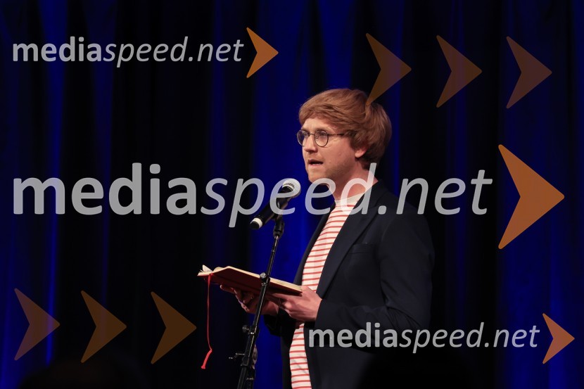  Aljaž Koprivnikar, umetniški vodja festivala FabulaLiterature sveta Fabula 2023, otvoritev festivala