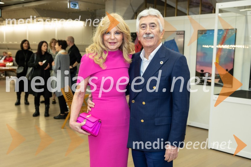  Darja Kuhar Kotnik, soustanoviteljica in podpredsednica Društva za zdravje naroda;  Rajko Kotnik, bivši višji državni odvetnik, predsednik Lions kluba Ljubljana RožnikSlovenka leta 2023 je igralka Milena Zupančič