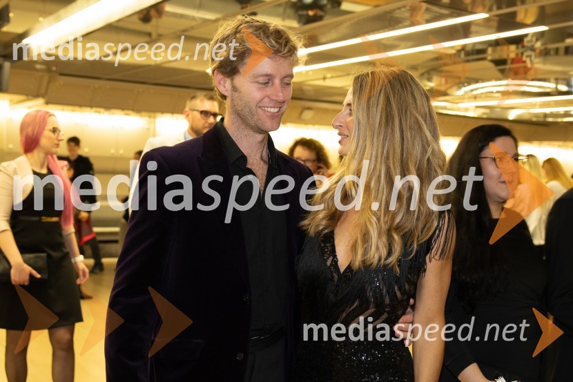  Trent  Whiddon, plesalec;  Gordana Grandošek Whiddon, plesalka, lastnica blagovne znamke GGWSlovenka leta 2023 je igralka Milena Zupančič