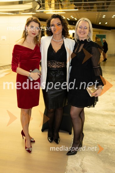  Petra Greiner Merlak, ustanoviteljica Zavoda 13, Slovenka leta 2017;  Meri Puškar;  Patricija MilenovićSlovenka leta 2023 je igralka Milena Zupančič