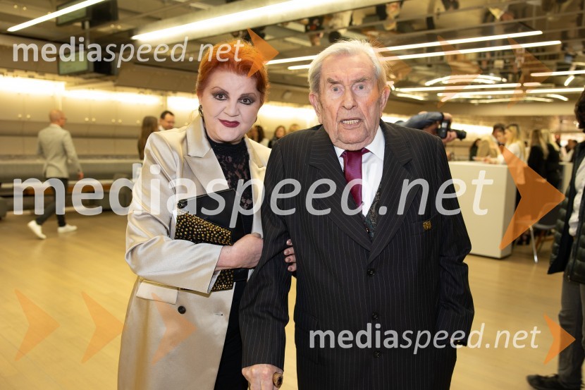  Milena  Morača, operna pevka;  Jurij  Souček, igralecSlovenka leta 2023 je igralka Milena Zupančič