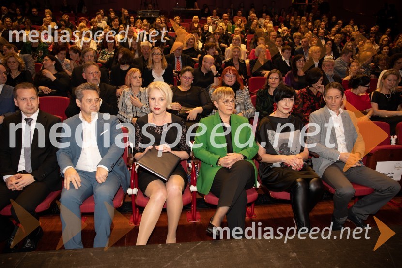  ... ;  Tomaž Vesel, bivši predsednik računskega sodišča RS; mag. Urška Klakočar Zupančič, predsednica Državnega zbora RS, podpredsednica, Gibanje Svoboda; dr. Nataša Pirc Musar, predsednica Republike Slovenije;  Melita Berzelak, odgovorna urednica revij Zarja in Pomagaj si sam;  Gregor Repič, direktor Salomon, d.o.o. Slovenka leta 2023 je igralka Milena Zupančič