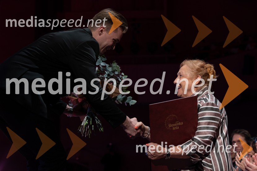  ... ;  Katja Bašič, modna oblikovalkaSlovenka leta 2023 je igralka Milena Zupančič