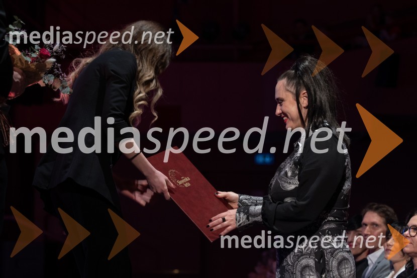  ... ;  Matea Benedetti, modna oblikovalkaSlovenka leta 2023 je igralka Milena Zupančič