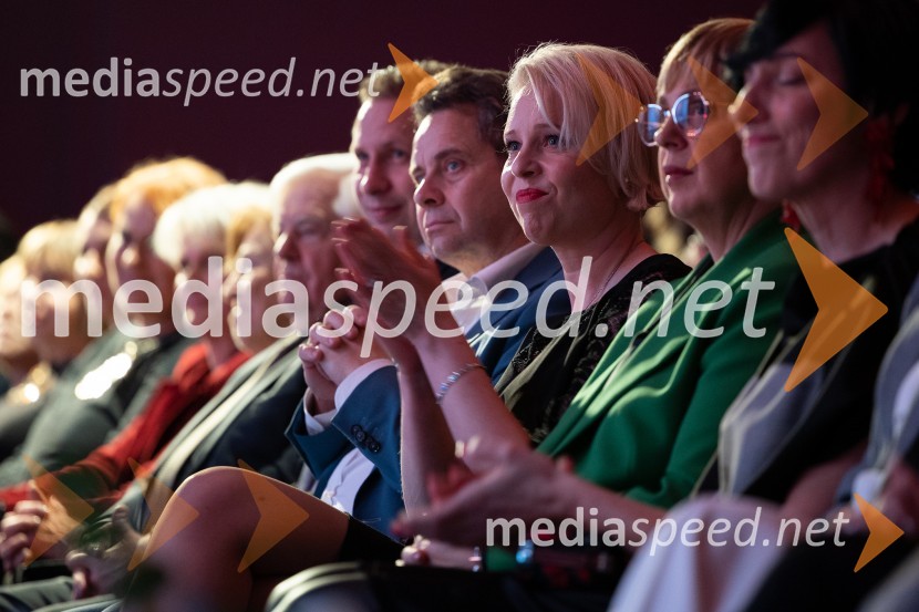  Tomaž Vesel, bivši predsednik računskega sodišča RS; mag. Urška Klakočar Zupančič, predsednica Državnega zbora RS, podpredsednica, Gibanje Svoboda; dr. Nataša Pirc Musar, predsednica Republike SlovenijeSlovenka leta 2023 je igralka Milena Zupančič