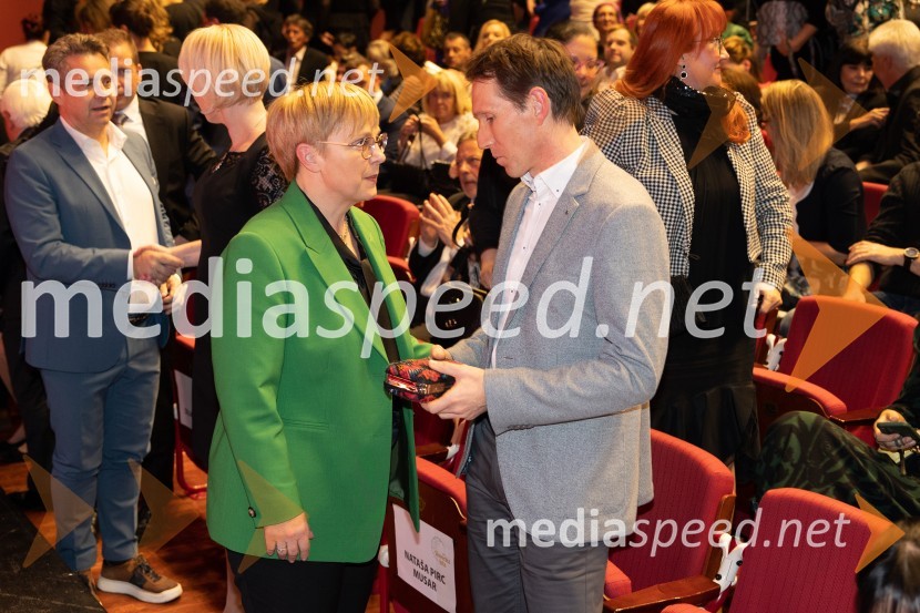 dr. Nataša Pirc Musar, predsednica Republike Slovenije;  ... Slovenka leta 2023 je igralka Milena Zupančič