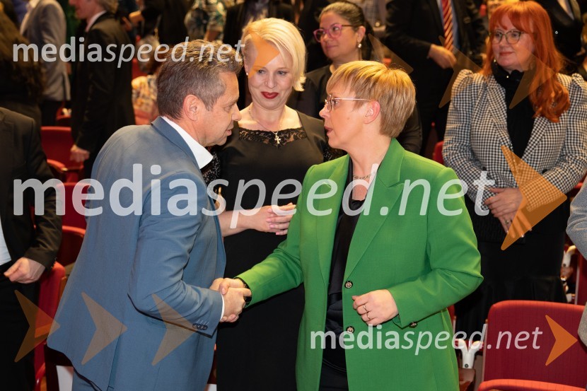  Tomaž Vesel, bivši predsednik računskega sodišča RS; mag. Urška Klakočar Zupančič, predsednica Državnega zbora RS, podpredsednica, Gibanje Svoboda; dr. Nataša Pirc Musar, predsednica Republike SlovenijeSlovenka leta 2023 je igralka Milena Zupančič