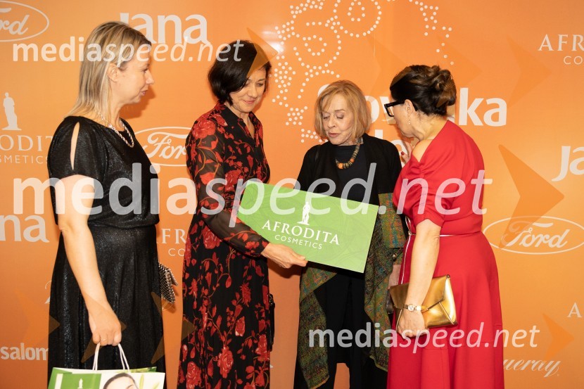  Mišela  Firšt Vučenović, Kozmetika Afrodita;  Zvonka Novak Habot, direktorica prodaje Kozmetike Afrodite;  Milena  Zupančič, igralka;  Judita Železnik, tržno komuniciranje, Kozmetike AfroditaSlovenka leta 2023 je igralka Milena Zupančič