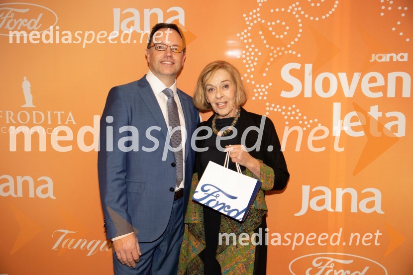  Tomaž Oblak, vodja prodaje, Summit motors Ljubljana;  Milena  Zupančič, igralkaSlovenka leta 2023 je igralka Milena Zupančič