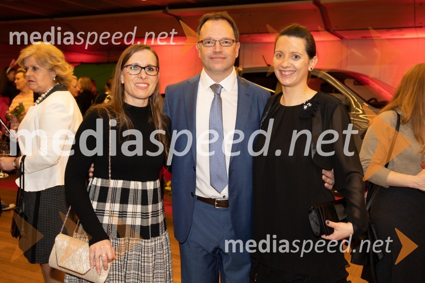  ... ;  Tomaž Oblak, vodja prodaje, Summit motors Ljubljana;  ... Slovenka leta 2023 je igralka Milena Zupančič