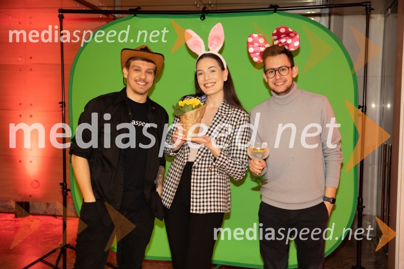  Andraž Kovačec;  ... ;  ... Slovenka leta 2023 je igralka Milena Zupančič