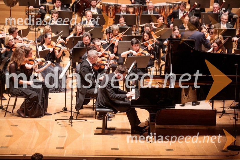  Roman Lopatinski, pianist1. Finalni večer Mednarodnega klavirskega tekmovanja Festivala Ljubljana