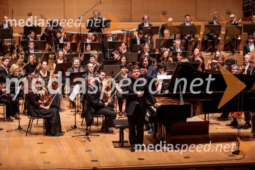  Roman Lopatinski, pianist1. Finalni večer Mednarodnega klavirskega tekmovanja Festivala Ljubljana