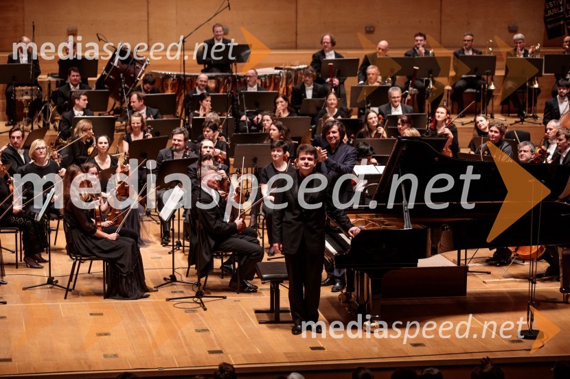  Roman Lopatinski, pianist1. Finalni večer Mednarodnega klavirskega tekmovanja Festivala Ljubljana