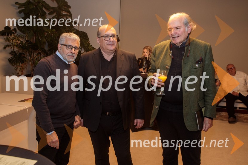  Carmelo Galati, direktor, konservatoriij Bellini, Italija;  Epifanio Comis, pianist, umetniški vodja tekmovanja Mednarodno klavirsko tekmovanje;  ... 1. Finalni večer Mednarodnega klavirskega tekmovanja Festivala Ljubljana