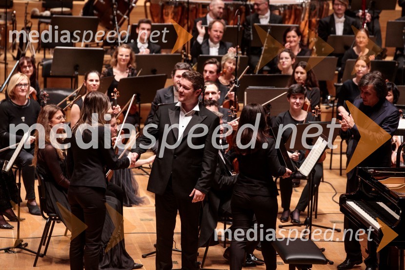  Kostandin Tashko, pianist1. Finalni večer Mednarodnega klavirskega tekmovanja Festivala Ljubljana