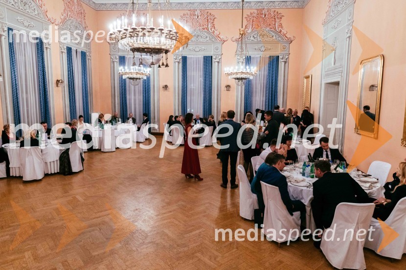 Tradicionalni valčkov ples 2023