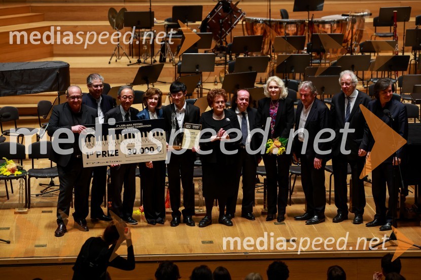 2. finalni večer Mednarodnega klavirskega tekmovanja, zaključek 6. zimskega festivala