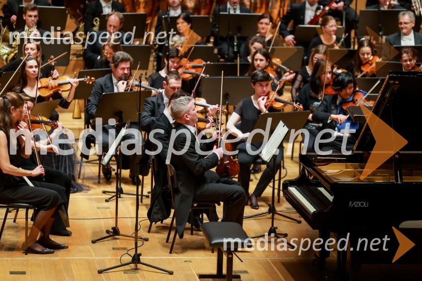 2. finalni večer Mednarodnega klavirskega tekmovanja, zaključek 6. zimskega festivala