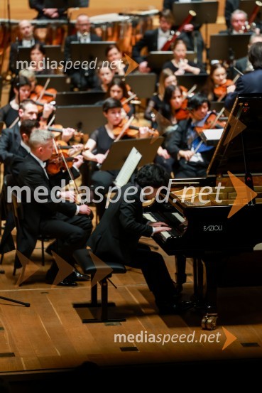  Yuanfan Yang, pianist2. finalni večer Mednarodnega klavirskega tekmovanja, zaključek 6. zimskega festivala