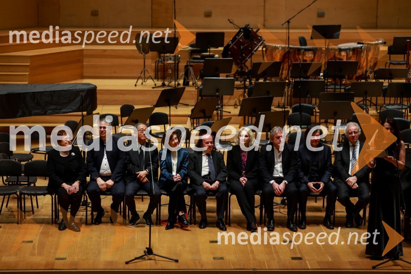  Dubravka  Tomšič Srebotnjak, pianistka;  Leonel Morales, pianist, strokovna žirija Mednarodno klavirsko tekmovanje;  Ick-Choo Moon, pianist, strokovna žirija Mednarodno klavirsko tekmovanje;  Anne-Marie McDermott , pianistka, strokovna žirija Mednarodno klavirsko tekmovanje;  Cyprien Katsaris, pianist, strokovna žirija Mednarodno klavirsko tekmovanje;  Violetta Egorova, pianistka, strokovna žirija Mednarodno klavirsko tekmovanje;  Robert Benz, pianist, strokovna žirija Mednarodno klavirsko tekmovanje;  Ricardo Castro, pianist, strokovna žirija Mednarodno klavirsko tekmovanje;  Barry Douglas, pianist, strokovna žirija Mednarodno klavirsko tekmovanje;  Tajda Lekše, voditeljica2. finalni večer Mednarodnega klavirskega tekmovanja, zaključek 6. zimskega festivala