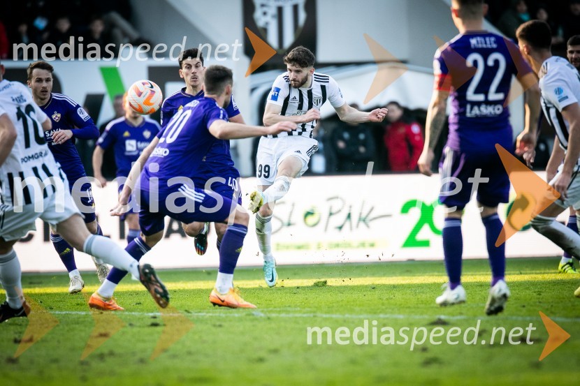  Max  Watson, nogometaš, NK Maribor;  Dardan Shabanhaxhaj, nogometaš, NŠ MuraNŠ Mura v 25. krogu Prve lige Telemach končala zmagovalni niz NK Maribor