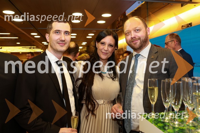  ... ;  Brigita Gorjup, direktorica Andragoškega zavoda Ljudska univerza;  Boštjan Gorjup, direktor podjetja BSH55. podelitev Nagrad GZS za izjemne gospodarske in podjetniške dosežke