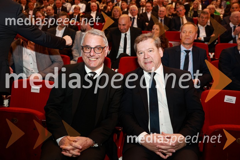  Matjaž Han, minister za gospodarski razvoj in tehnologijo;   Igor Papič, minister za izobraževanje, znanost in šport55. podelitev Nagrad GZS za izjemne gospodarske in podjetniške dosežke