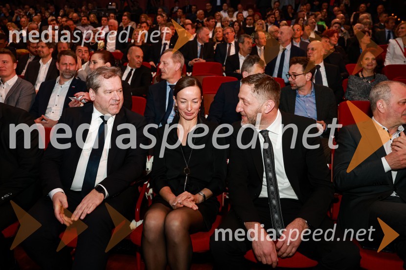   Igor Papič, minister za izobraževanje, znanost in šport; dr. Eva Boštjančič, vodja katedrov za psihologijo dela in organizacije, Filozofska fakulteta v Ljubljani;  Klemen Boštjančič, minister za finance55. podelitev Nagrad GZS za izjemne gospodarske in podjetniške dosežke