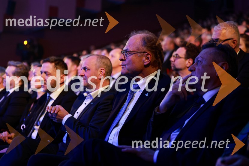  ... ;  Janez  Škrabec, direktor Riko d.o.o.55. podelitev Nagrad GZS za izjemne gospodarske in podjetniške dosežke