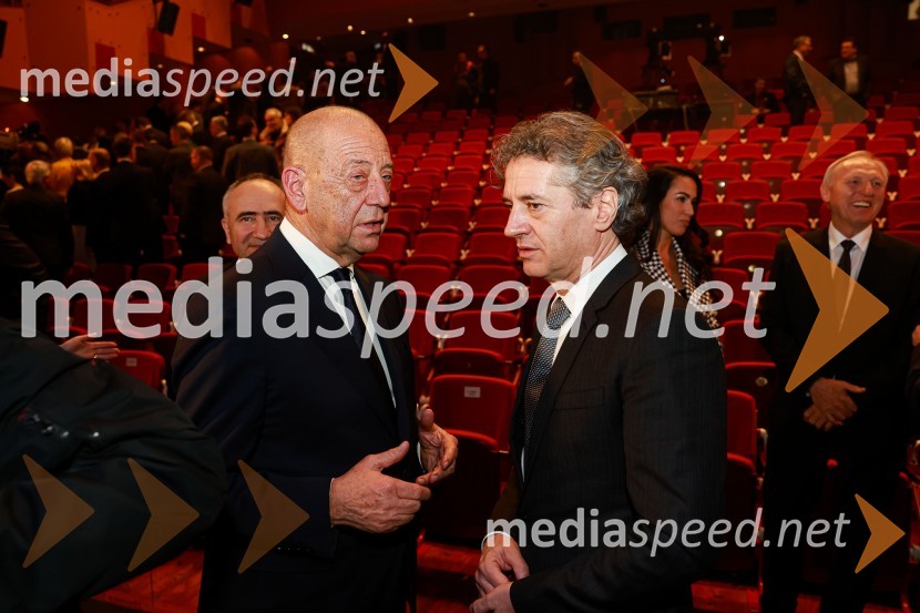  Tibor Šimonka, predsednik Gospodarske zbornice Slovenije ; dr. Robert Golob, predsednik vlade RS55. podelitev Nagrad GZS za izjemne gospodarske in podjetniške dosežke